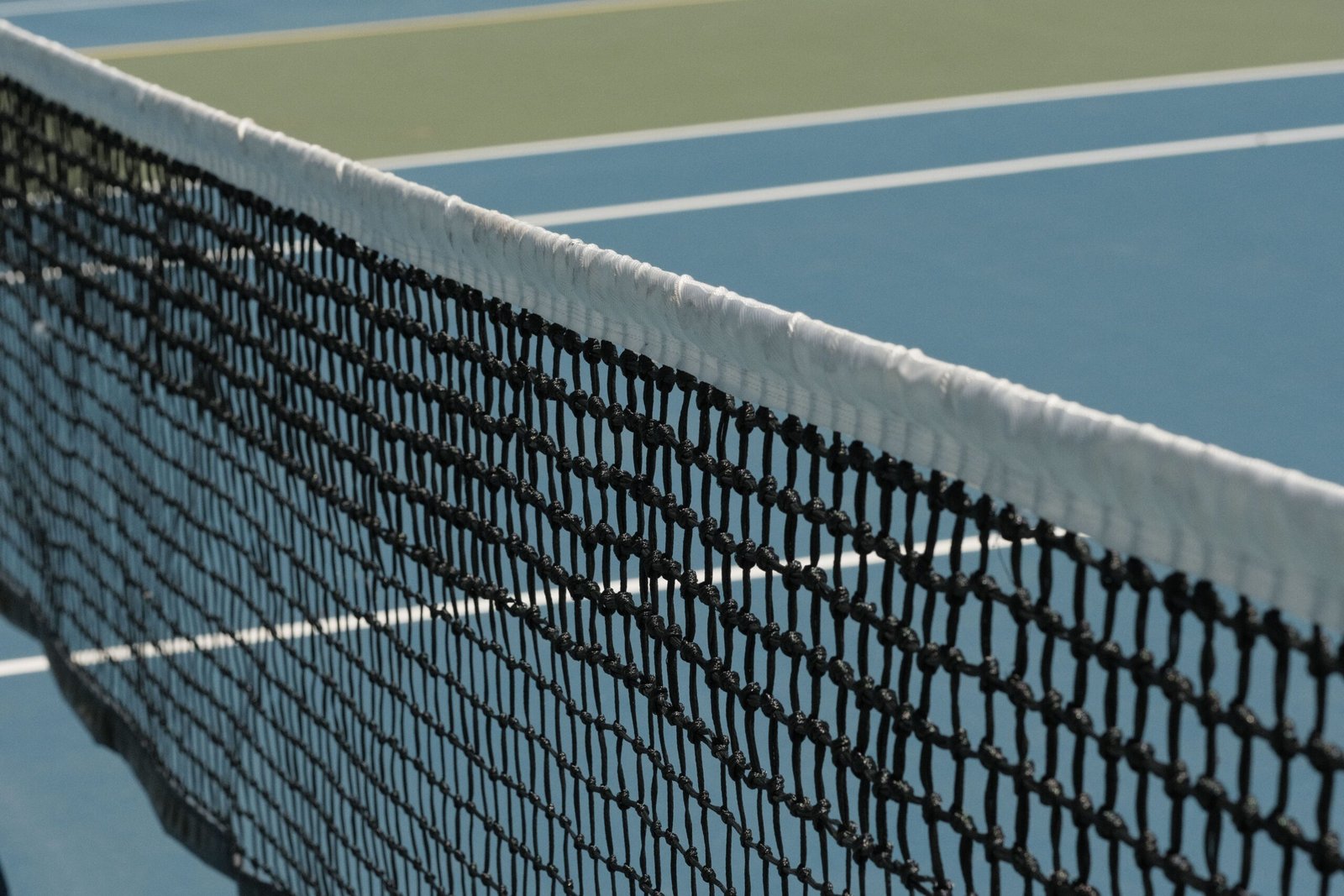 Terre battue, gazon ou dur : comment la surface transforme un match de tennis