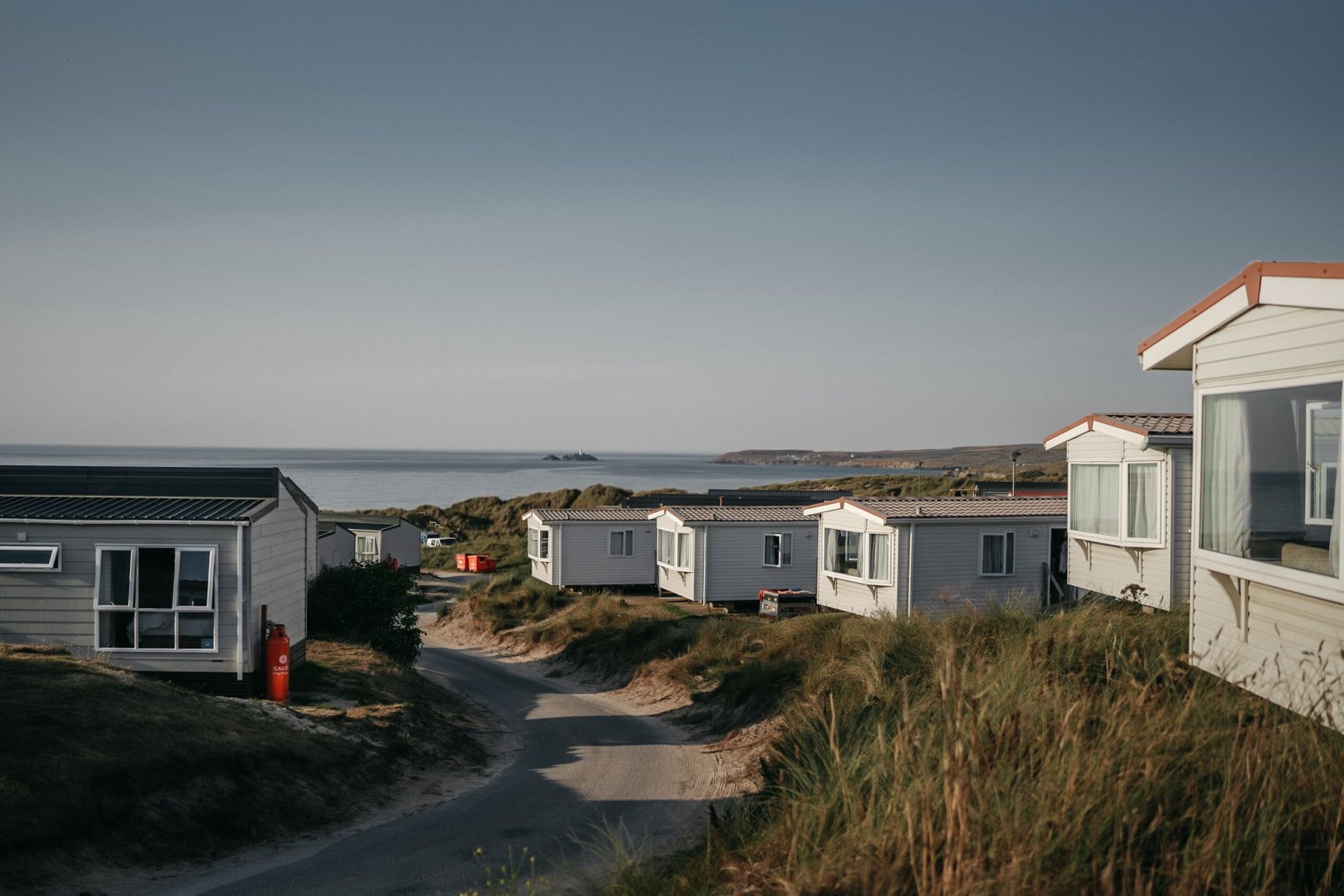 Organiser des vacances en mobil-home à La Palmyre avec une voiture électrique